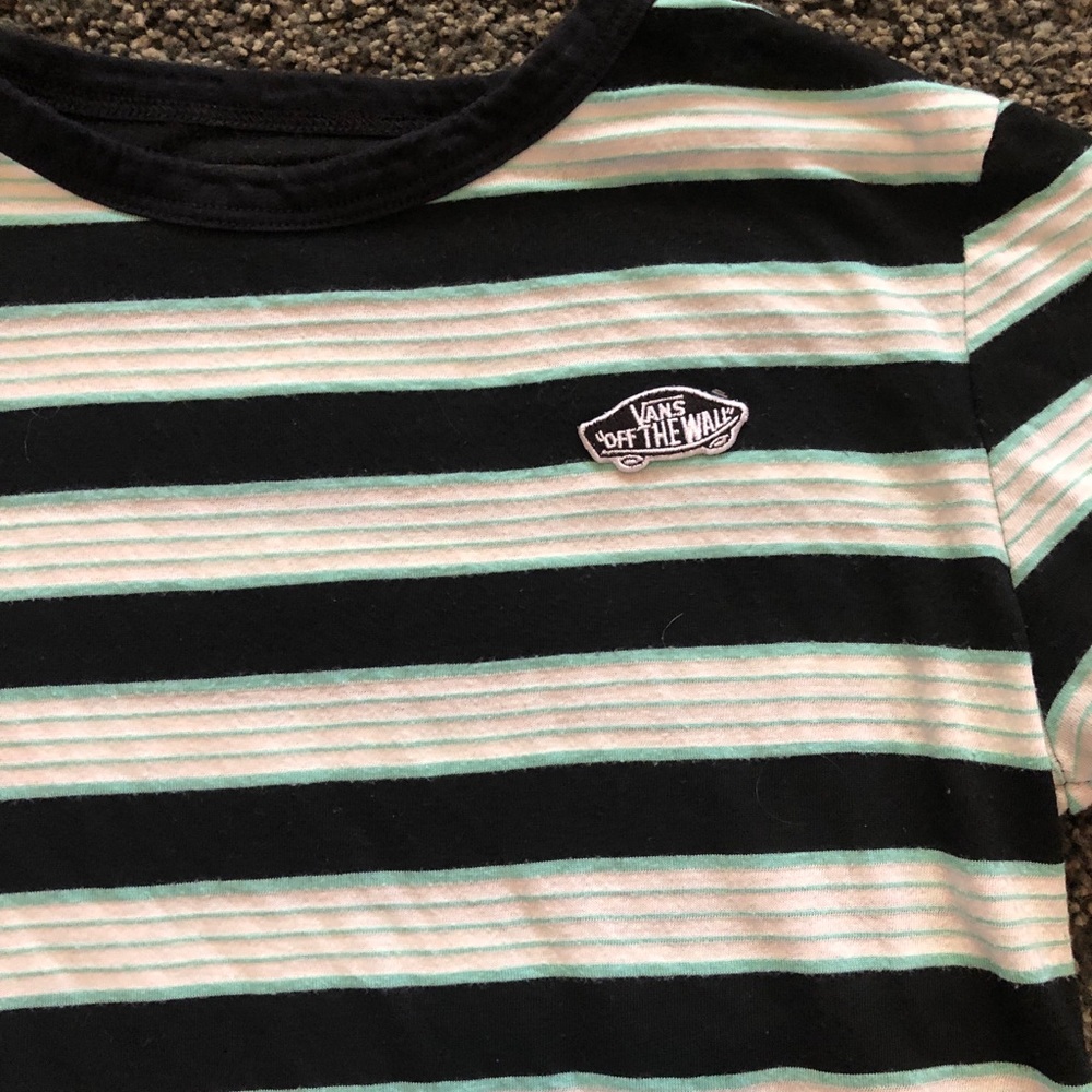 SUPER CUTE VANS STRIPED T SHIRT ! GREAT CONDITION